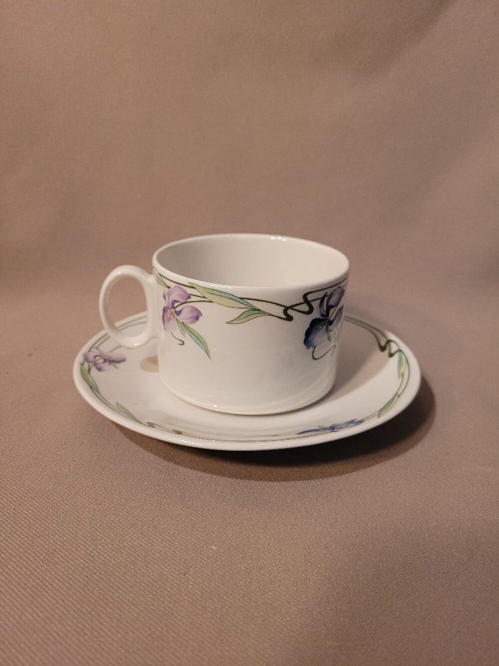 Villeroy & Boch Verona Cup & Saucer Set